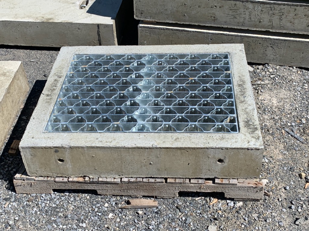 Reticuline Grate Slab